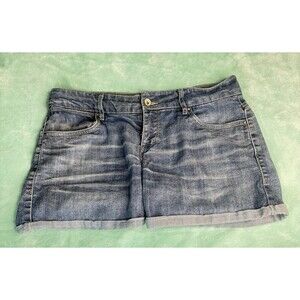 Levi's Jeans Midi Shorts Size 11